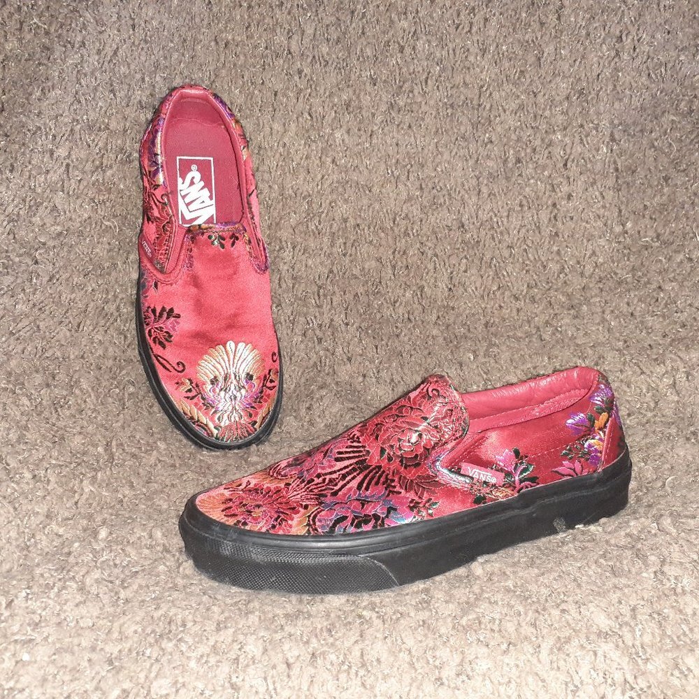 VANS-Classic Slip-On Festival Satin-Red-Size 5.5-Excellent